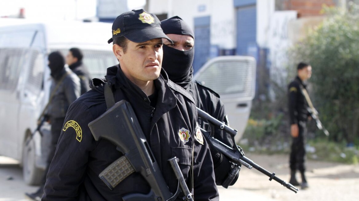 Ένας αστυνομικός νεκρός σε ανταλλαγή πυρών στην Τυνησία